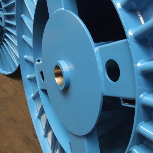 Corrugated reels with external plate detail